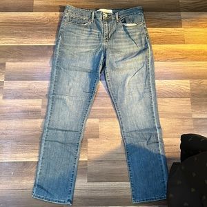 Signature Levis Size 12M Mid Rise Slim Blue Jeans